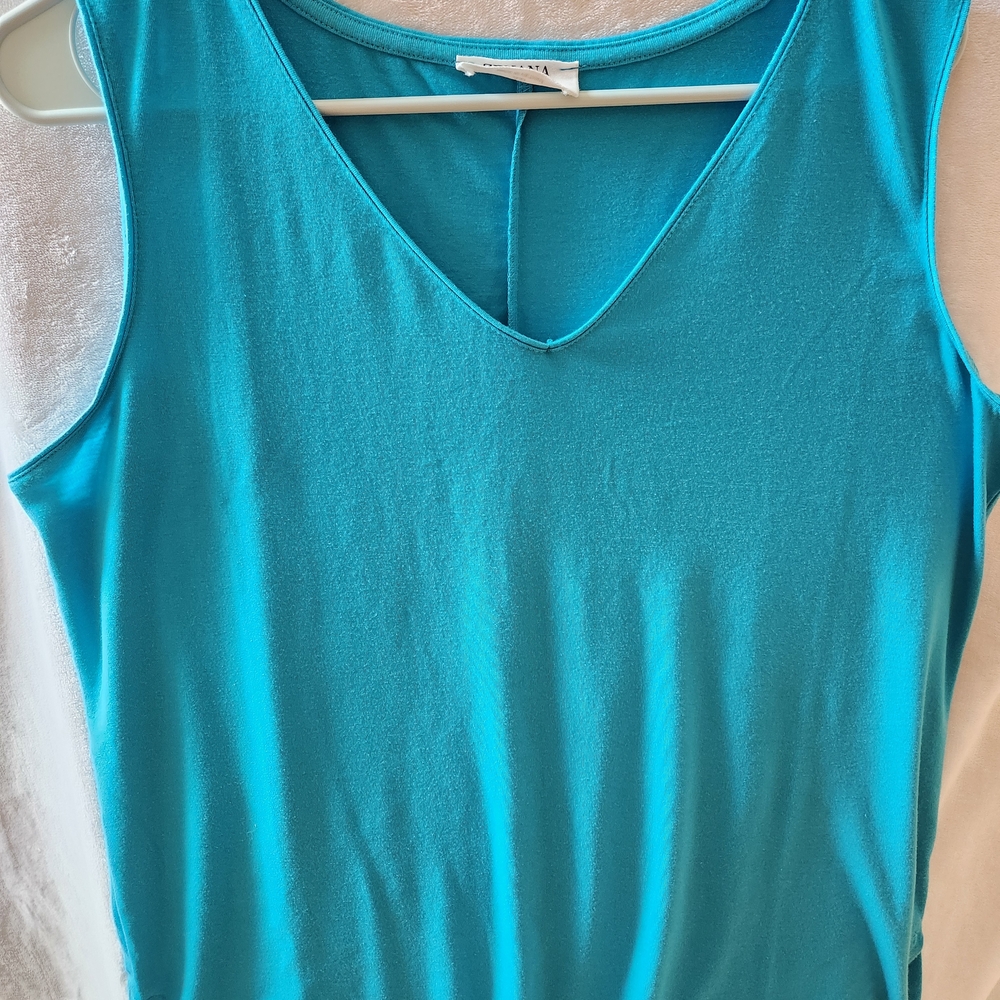 Zenana Outfitters Blue Sleeveless Tank